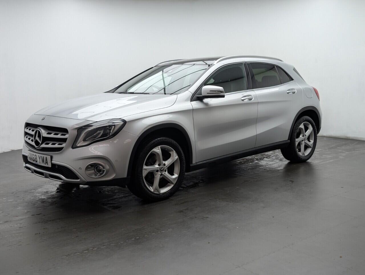 Used Mercedes-Benz GLA 2019 for sale - 77440463: Photo 4