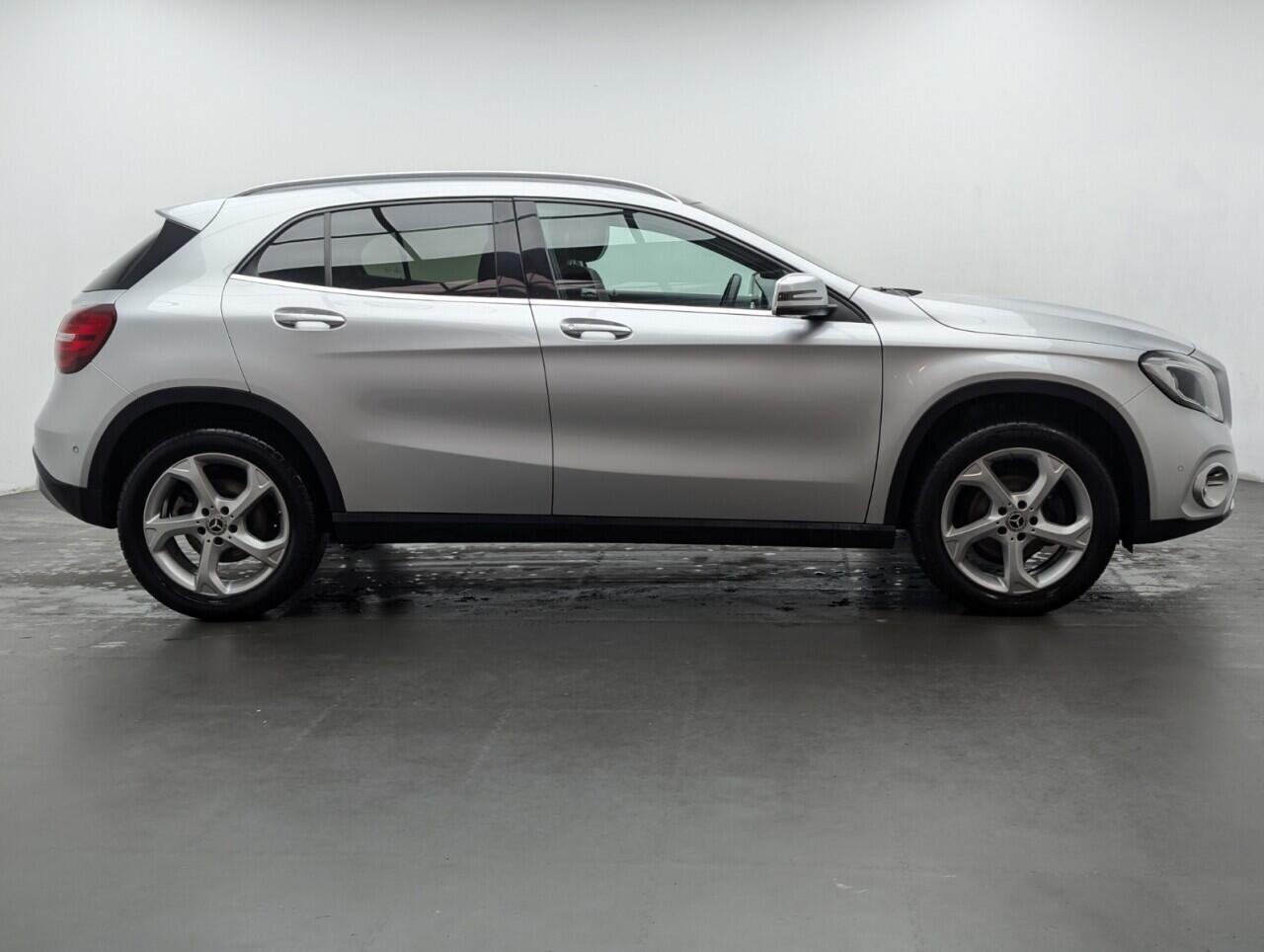 Used Mercedes-Benz GLA 2019 for sale - 77440463: Photo 9