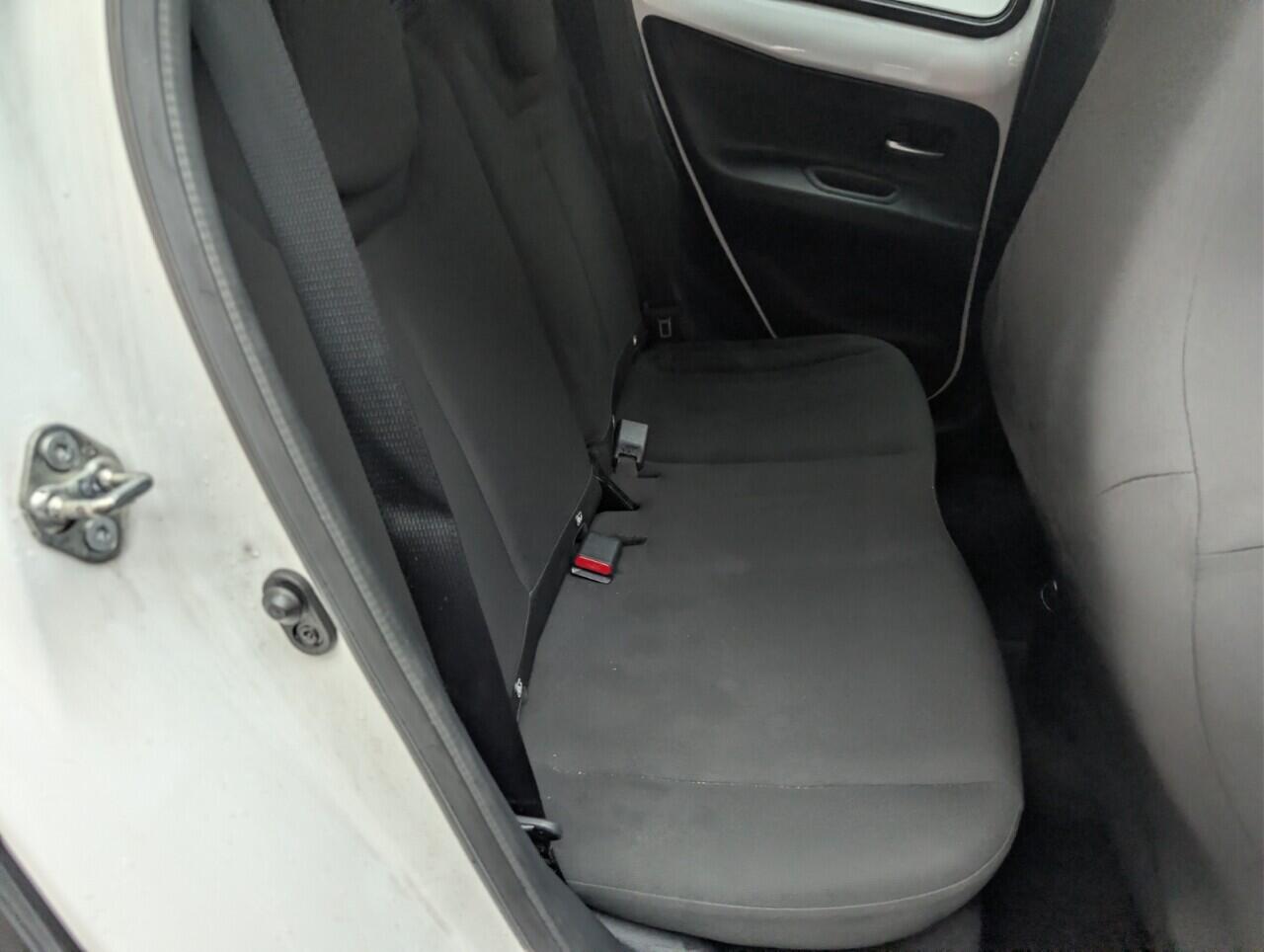 Used Toyota Aygo X 2023 for sale - 76714479: Photo 23