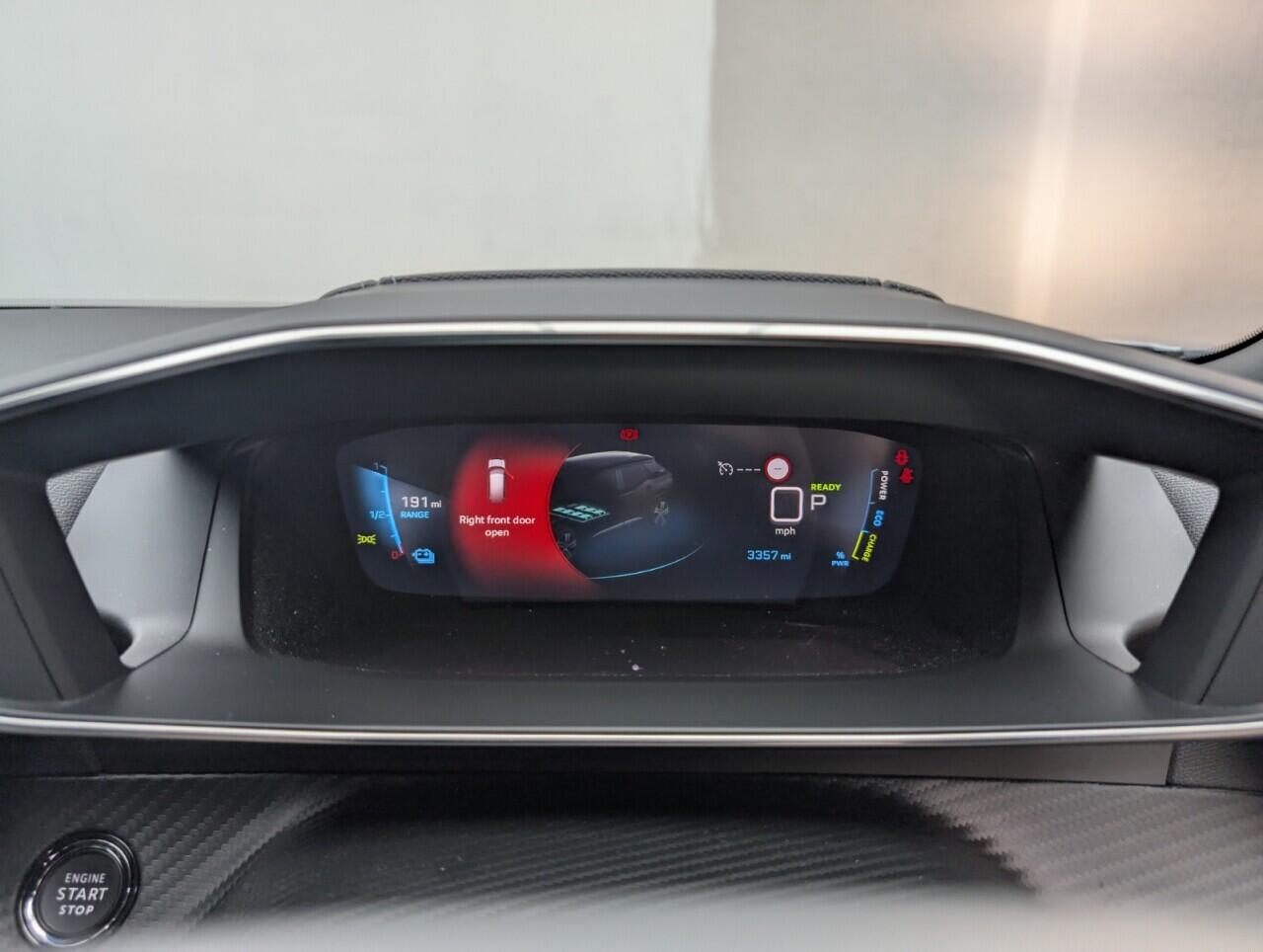 Used Peugeot E-2008 2023 for sale - 76423245: Photo 18