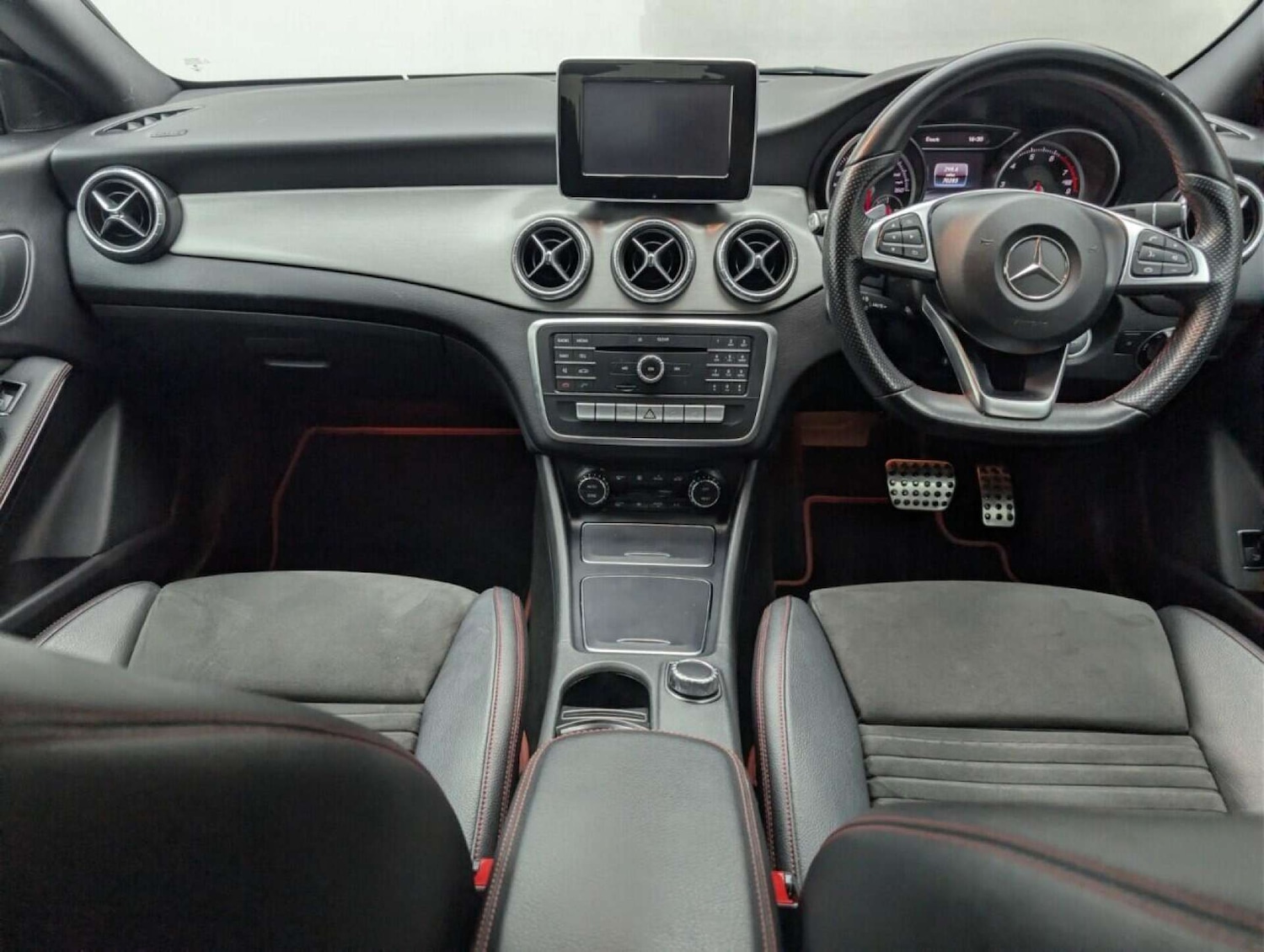 Used Mercedes-Benz CLA 2017 for sale - 77713627: Photo 33