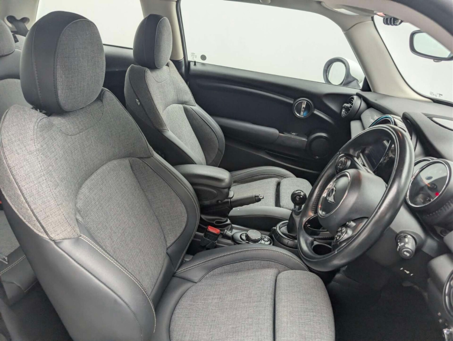 Used MINI Hatch 2015 for sale - 77780997: Photo 13