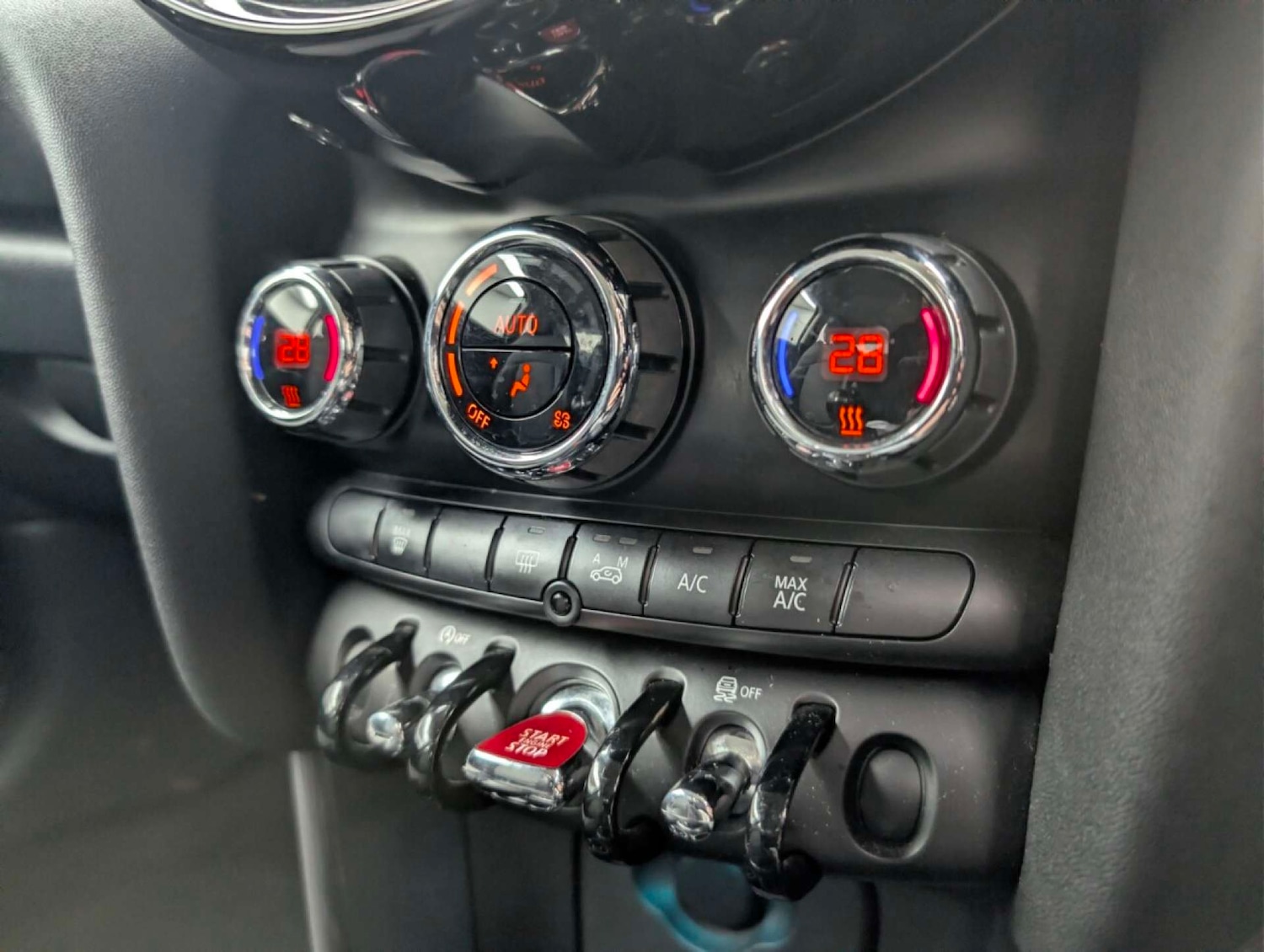 Used MINI Hatch 2015 for sale - 77780997: Photo 15