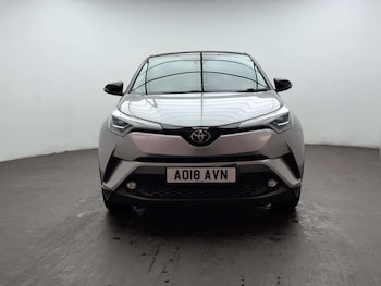 Used Toyota C-HR 2018 for sale - 79556683: Photo