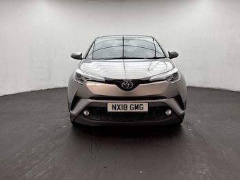 Used Toyota C-HR 2018 for sale - 79384450: Photo
