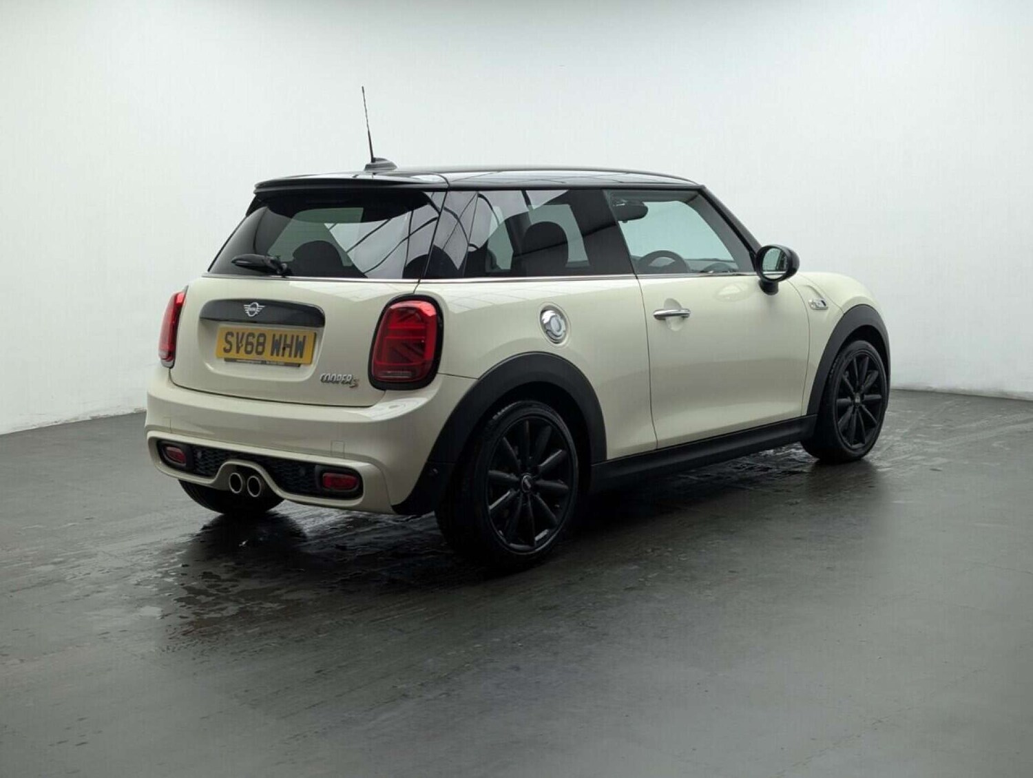 Used MINI Hatch 2018 for sale - 77713102: Photo 8