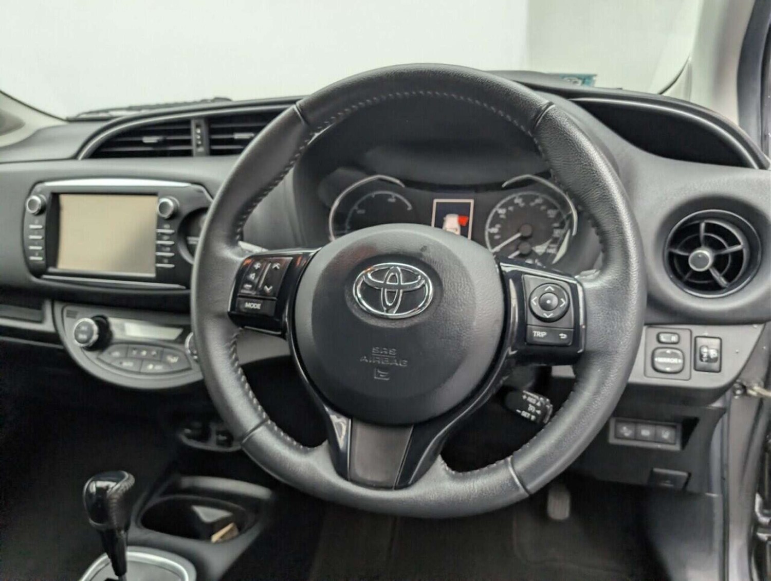 Used Toyota Yaris 2018 for sale - 77713206: Photo 20