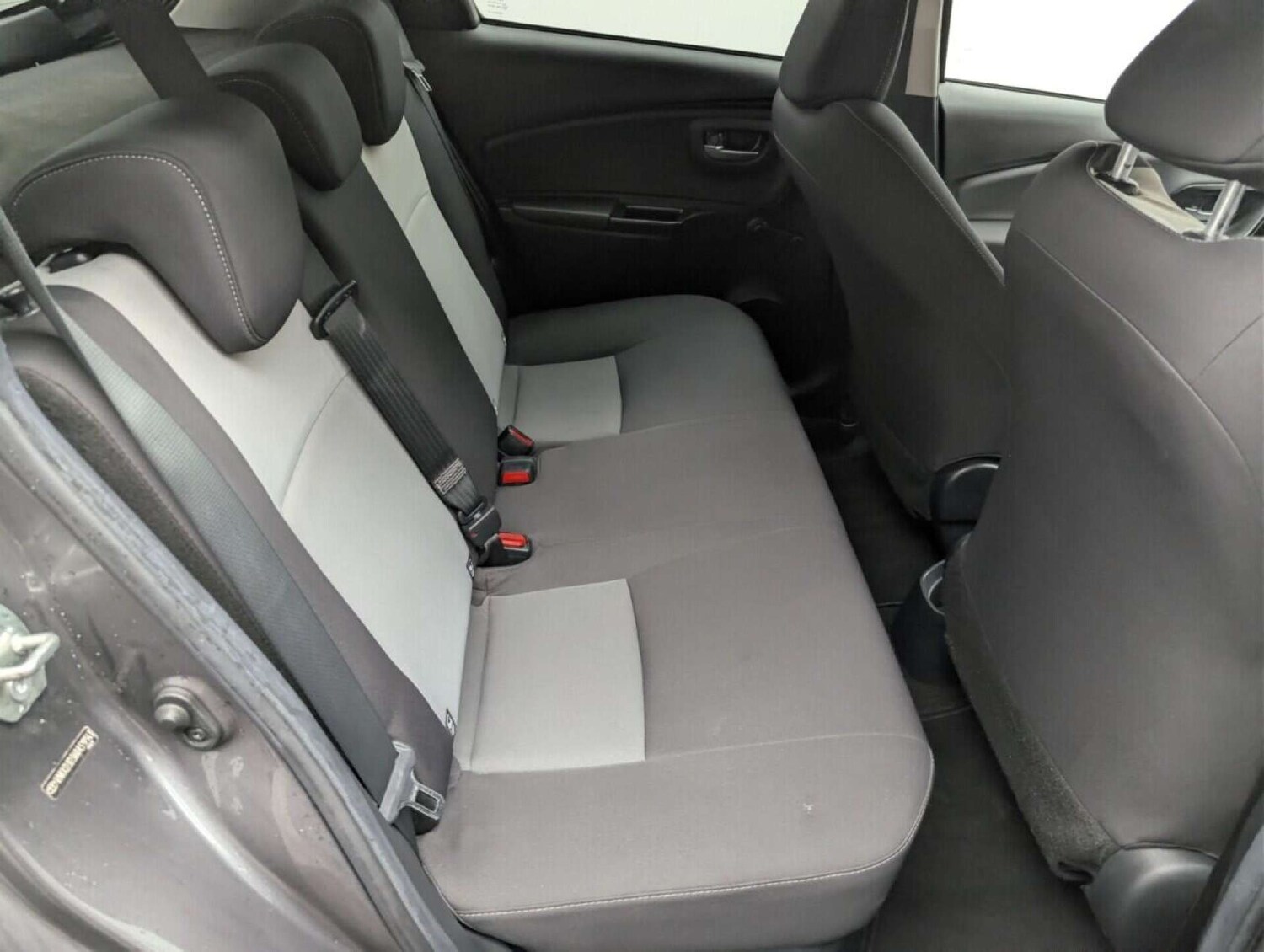 Used Toyota Yaris 2018 for sale - 77713206: Photo 22