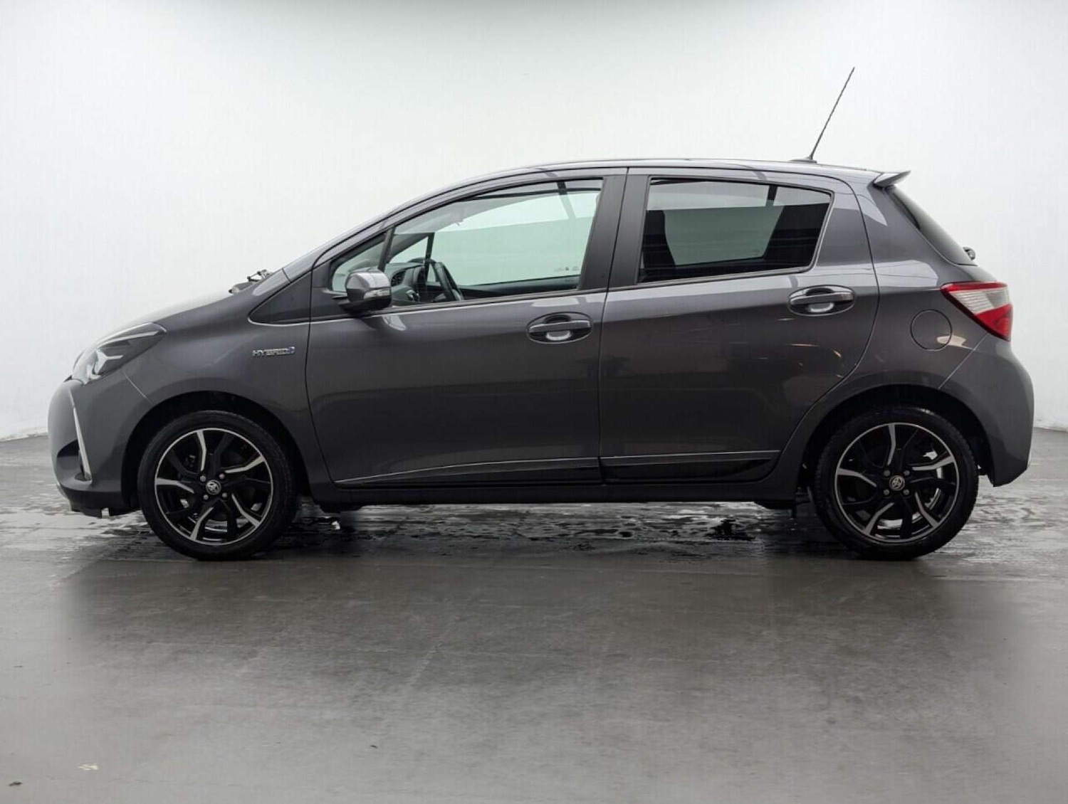 Used Toyota Yaris 2018 for sale - 77713206: Photo 5