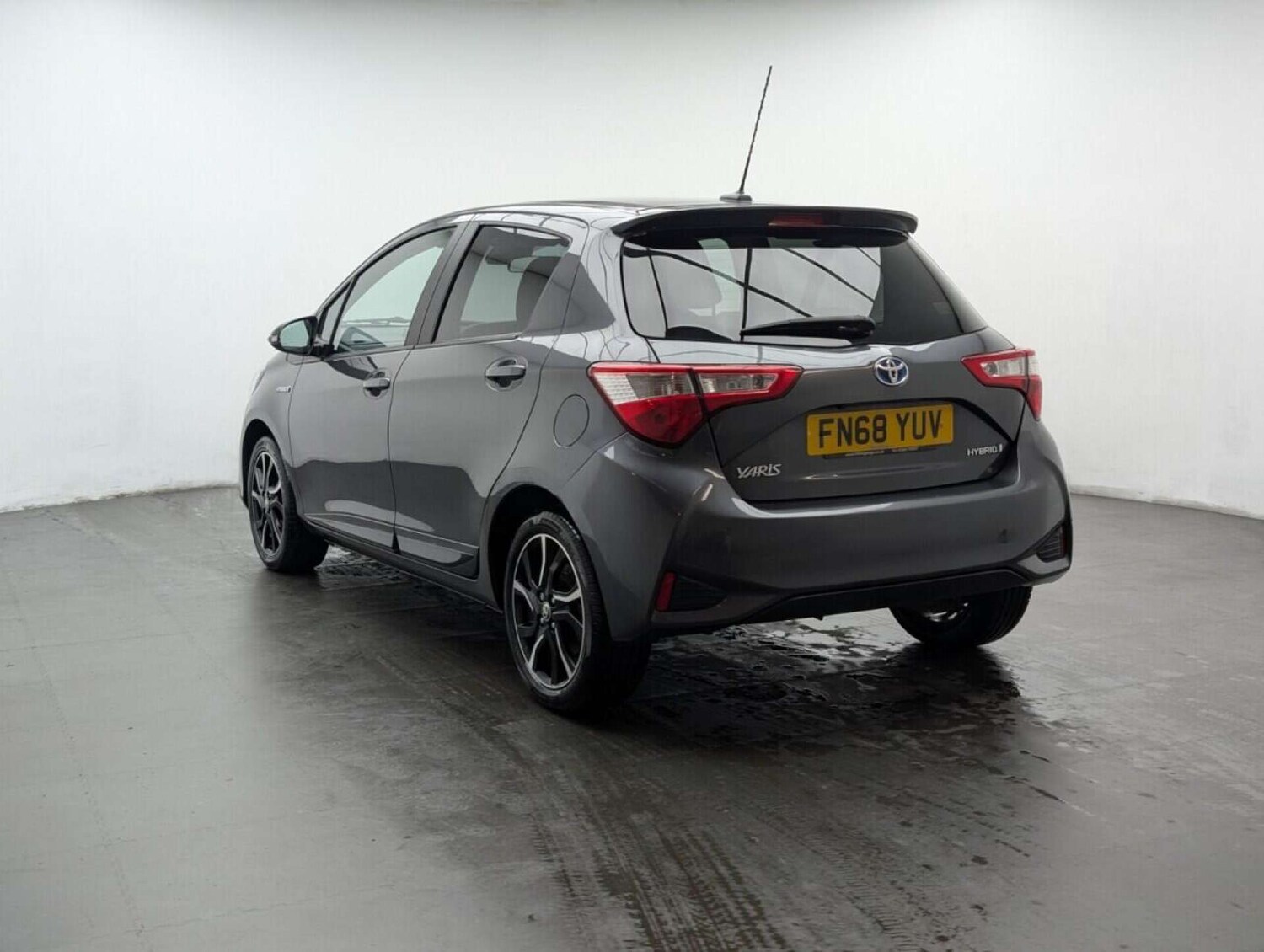 Used Toyota Yaris 2018 for sale - 77713206: Photo 6