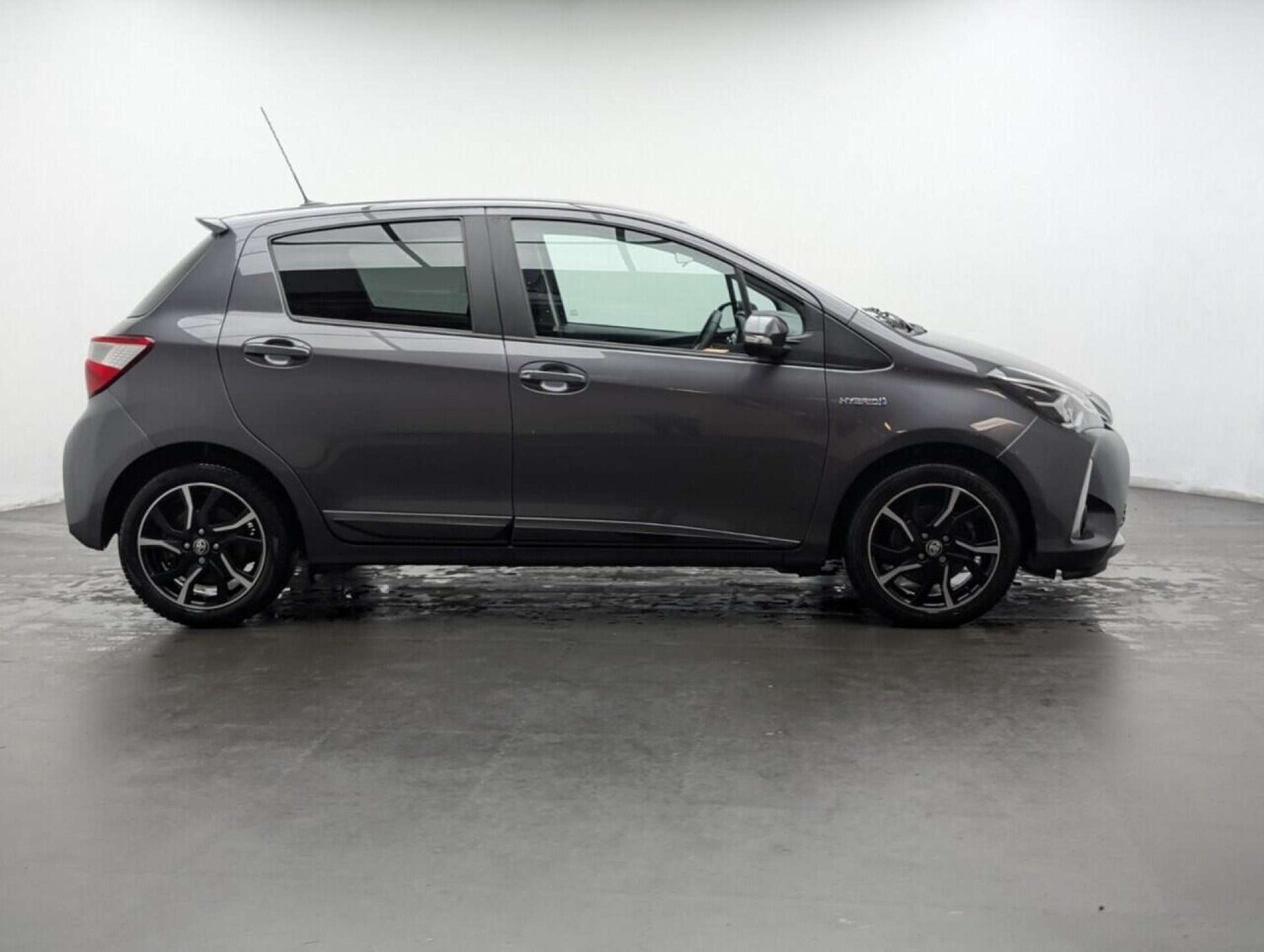 Used Toyota Yaris 2018 for sale - 77713206: Photo 9