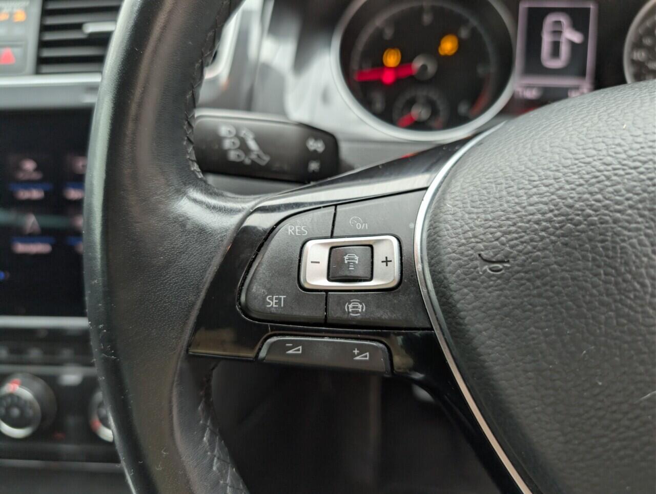 Used Volkswagen Golf 2019 for sale - 76913809: Photo 19