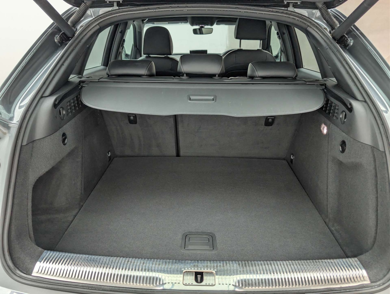 Used Audi Q3 2018 for sale - 77981660: Photo 29