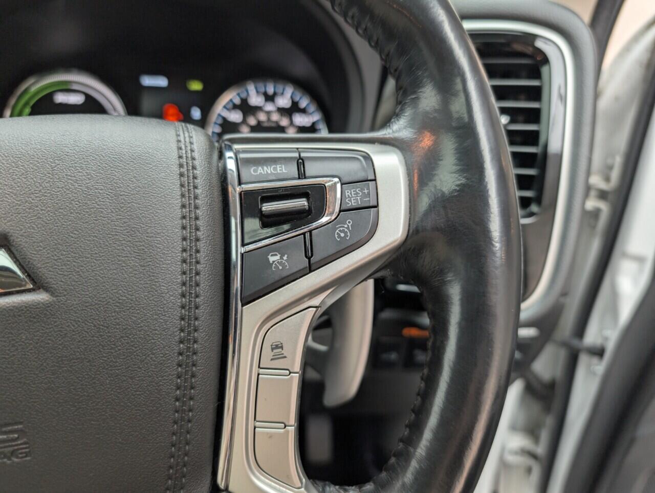 Used Mitsubishi Outlander 2016 for sale - 76538363: Photo 20