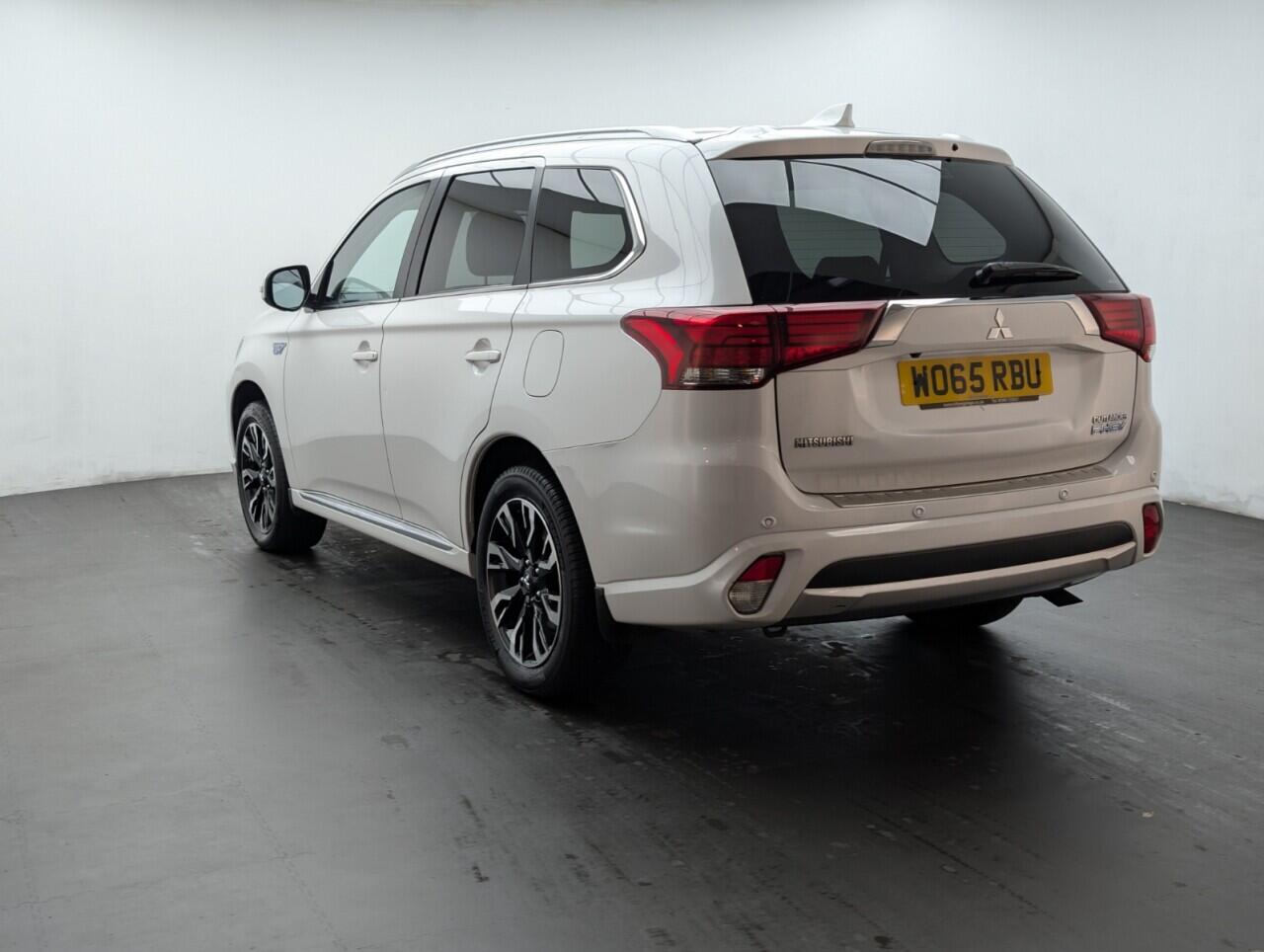 Used Mitsubishi Outlander 2016 for sale - 76538363: Photo 6