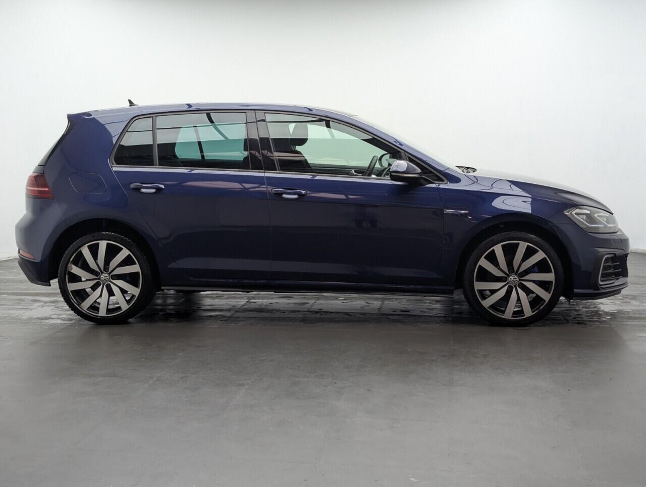 Used Volkswagen Golf 2018 for sale - 77586687: Photo 10