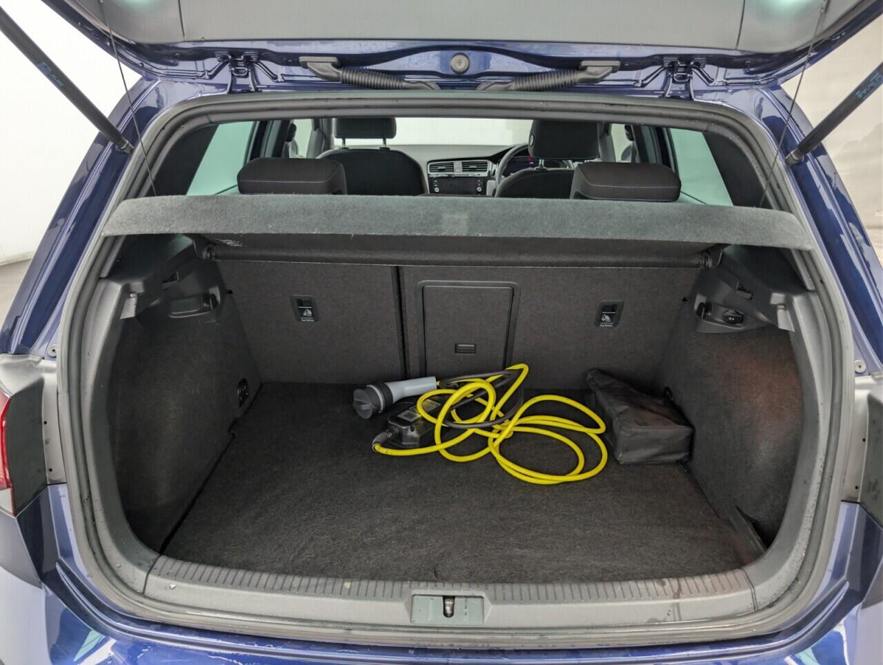 Used Volkswagen Golf 2018 for sale - 77586687: Photo 25