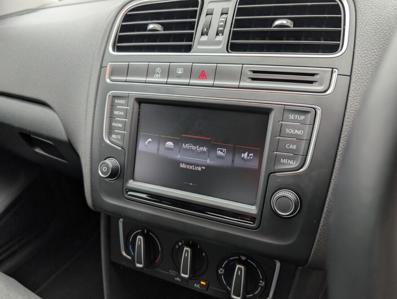 Used Volkswagen Polo 2015 for sale - 76425375: Photo 14