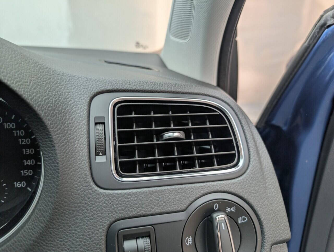 Used Volkswagen Polo 2015 for sale - 76425375: Photo 20