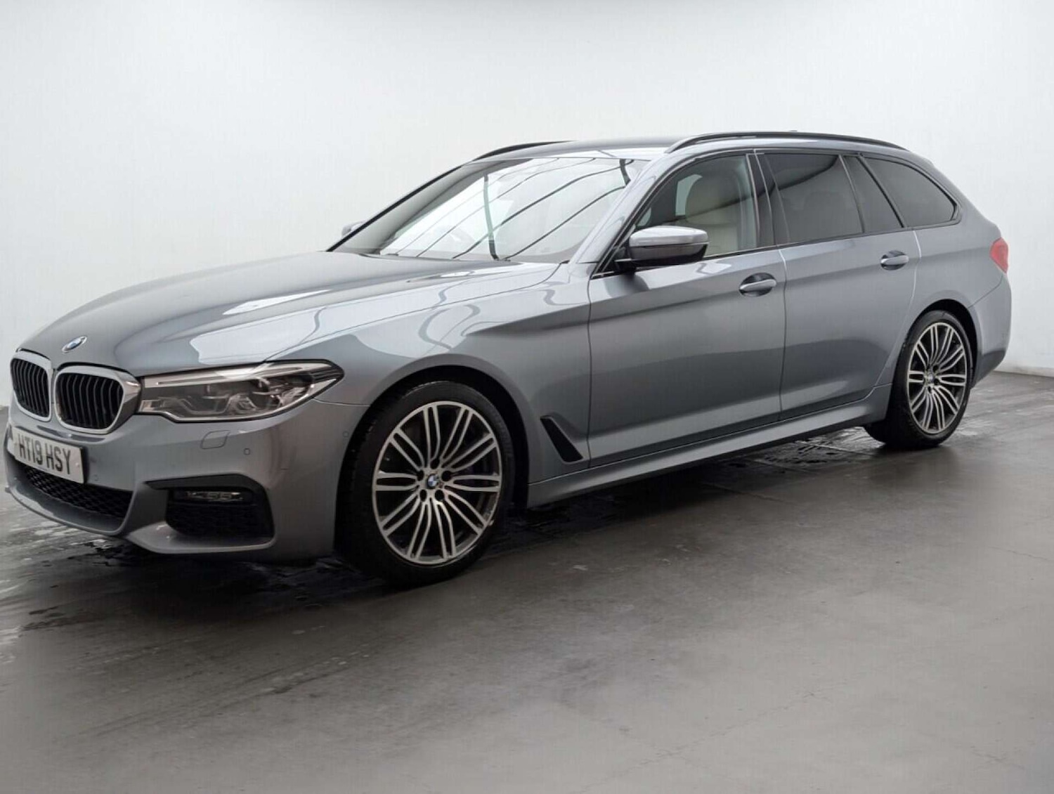 Used BMW 5 Series 2019 for sale - 77714202: Photo 4
