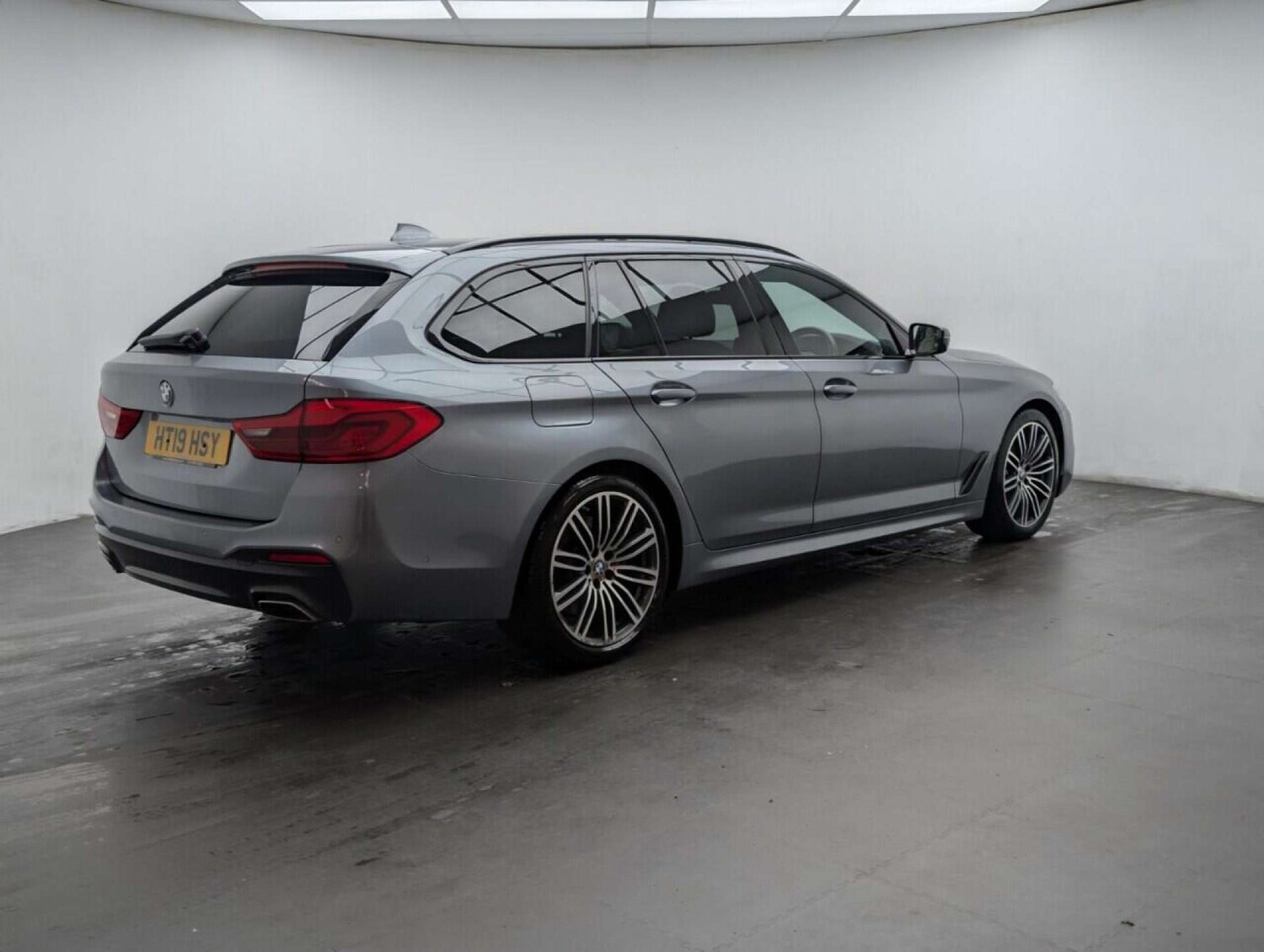 Used BMW 5 Series 2019 for sale - 77714202: Photo 8