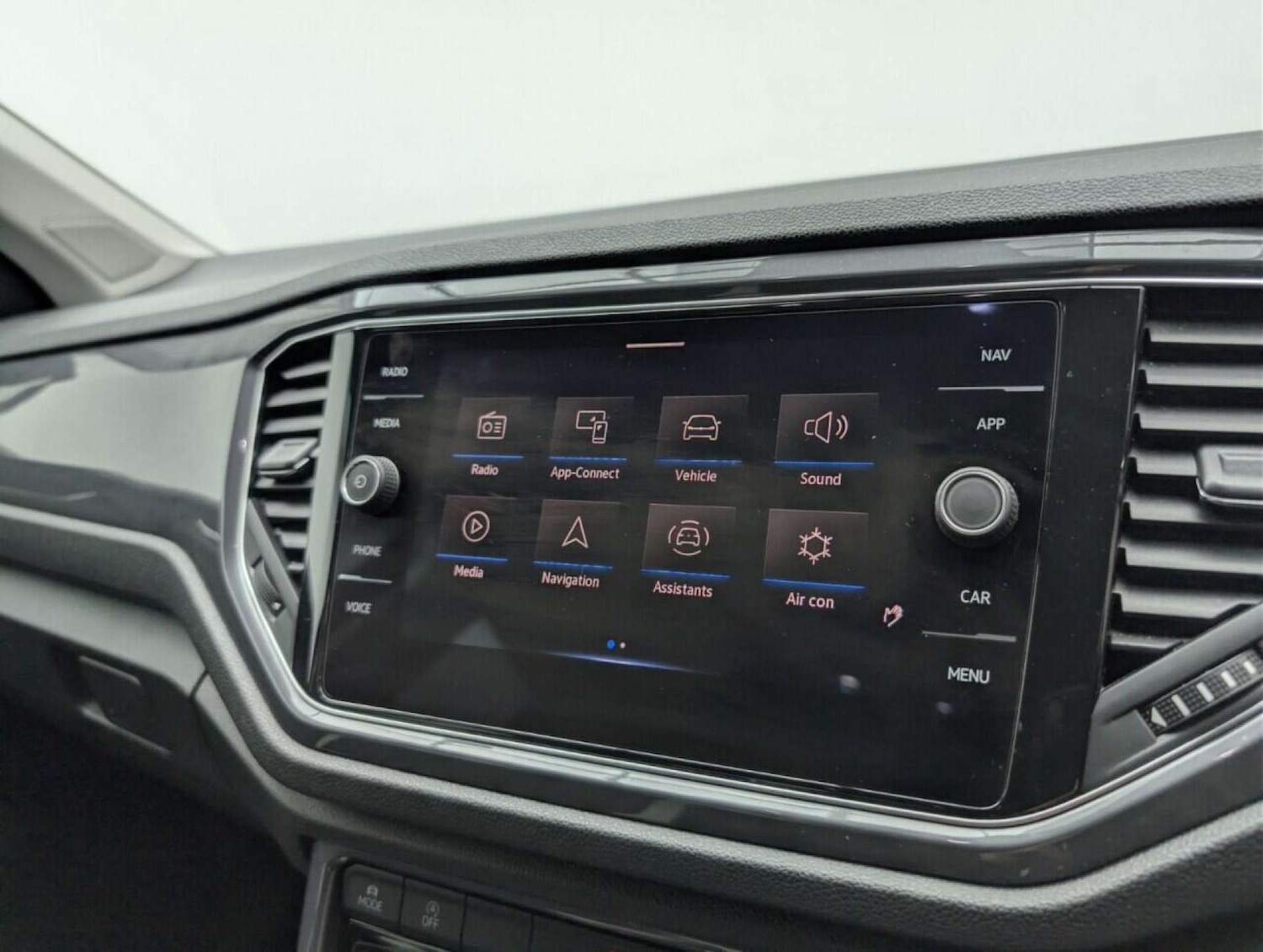 Used Volkswagen T-Roc 2021 for sale - 77713760: Photo 14