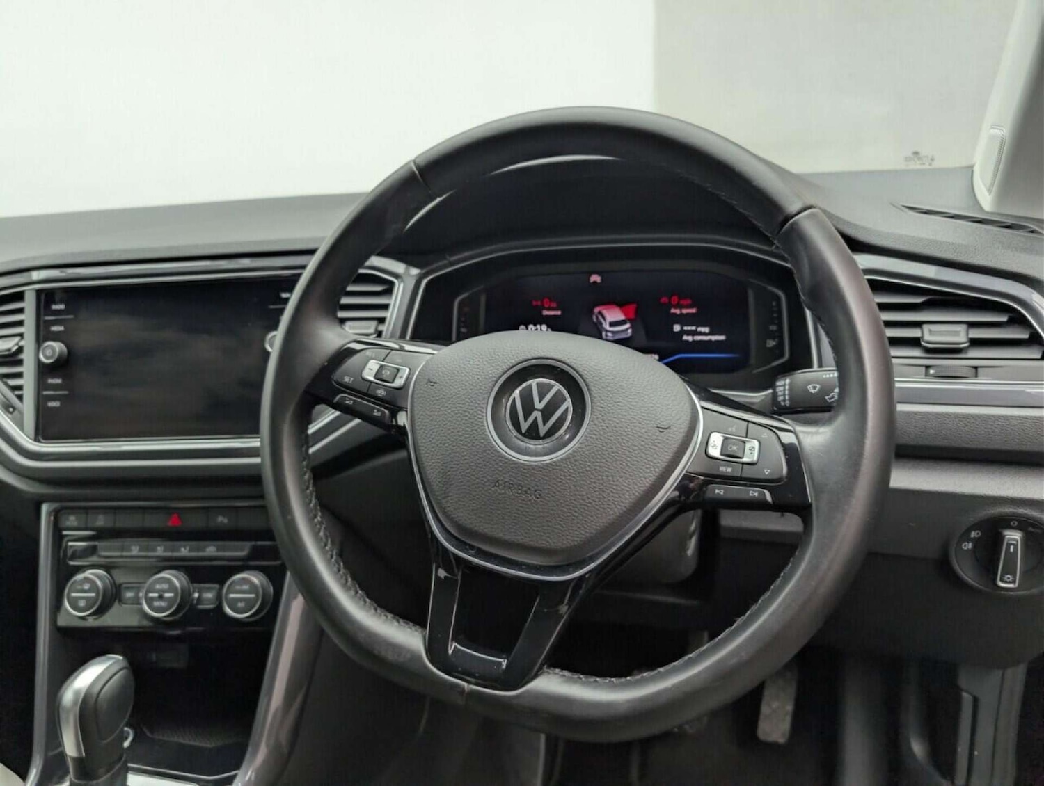 Used Volkswagen T-Roc 2021 for sale - 77713760: Photo 20
