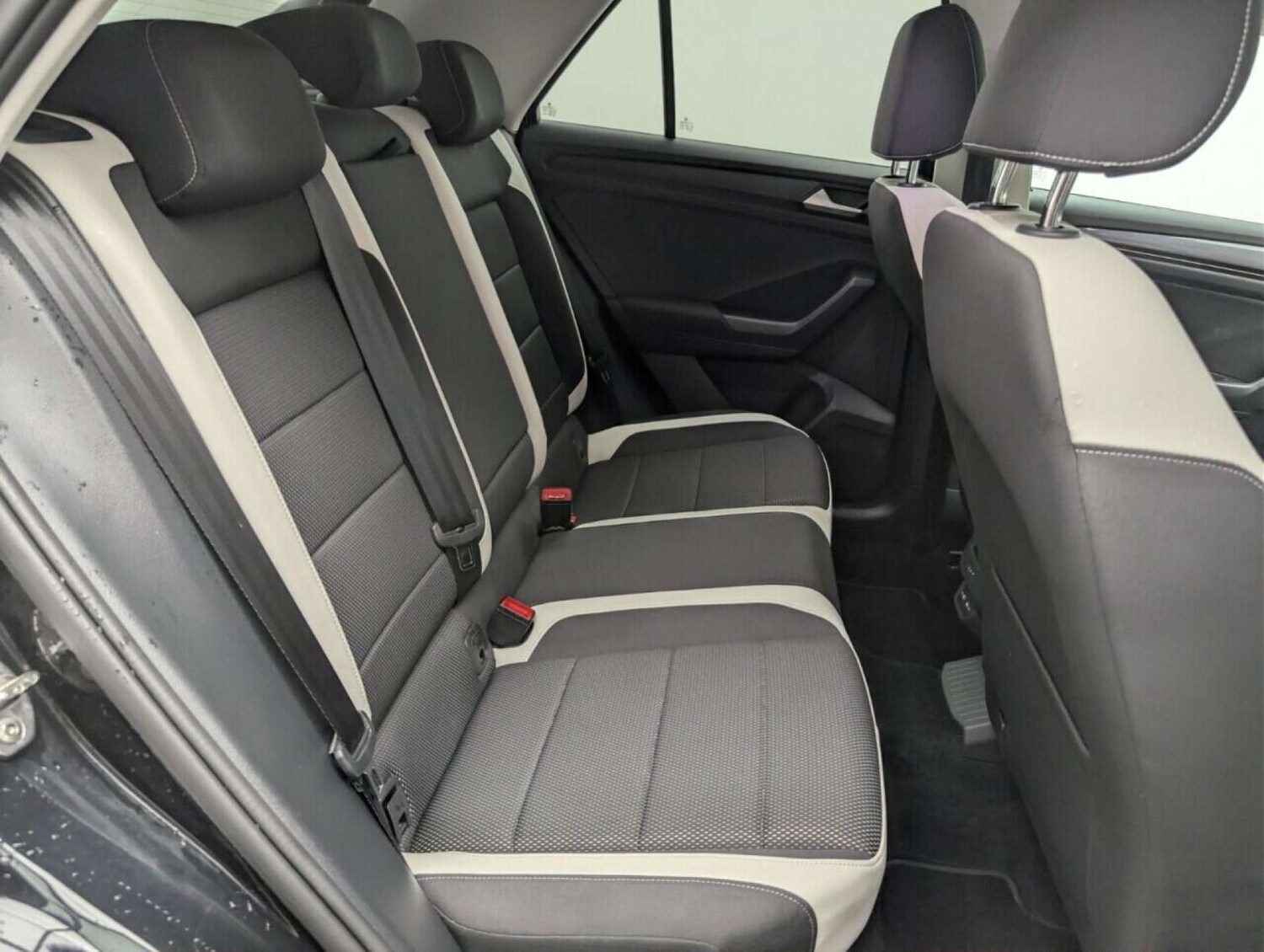 Used Volkswagen T-Roc 2021 for sale - 77713760: Photo 22