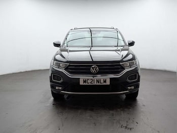 Used Volkswagen T-Roc 2021 for sale - 77713760: Photo