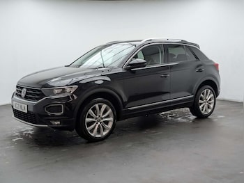 Used Volkswagen T-Roc 2021 for sale - 77713760: Photo