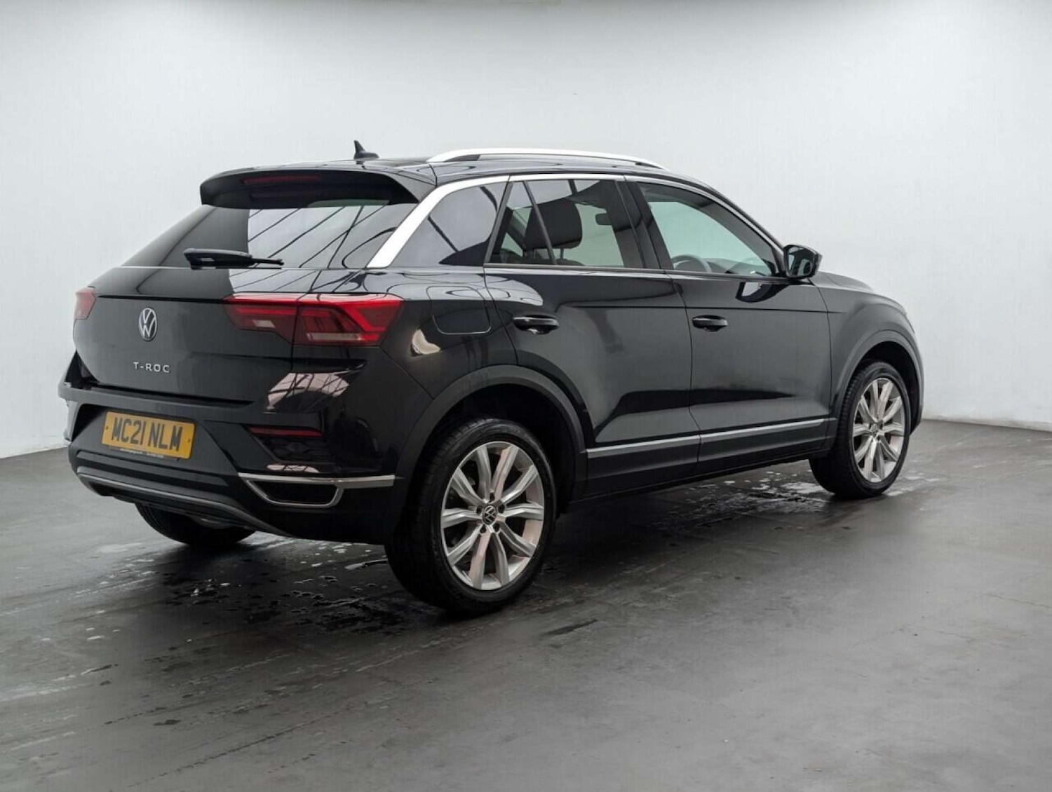 Used Volkswagen T-Roc 2021 for sale - 77713760: Photo 8