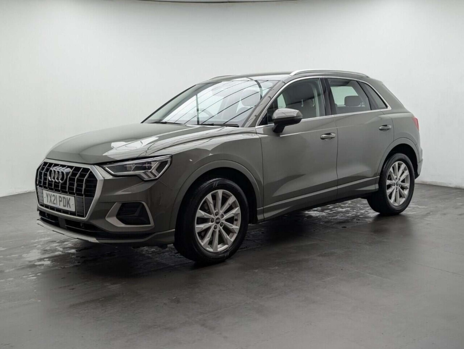 Used Audi Q3 2021 for sale - 77714008: Photo 4