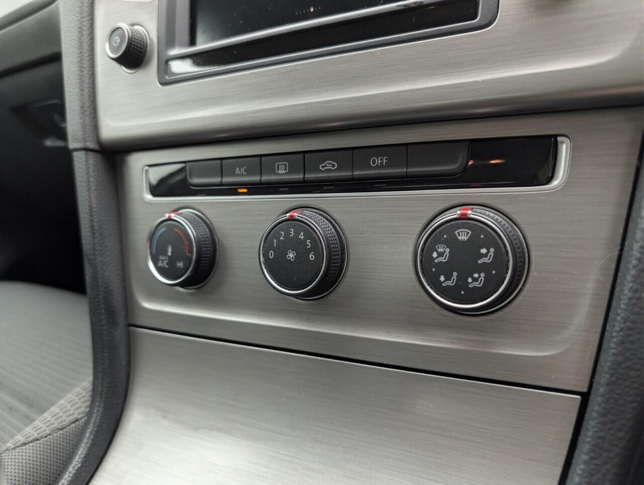 Used Volkswagen Golf 2015 for sale - 77425927: Photo 15