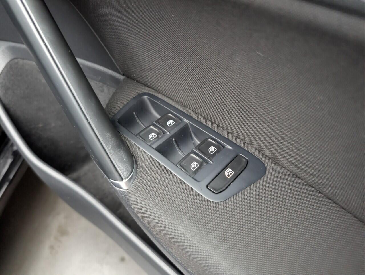 Used Volkswagen Golf 2015 for sale - 77425927: Photo 19