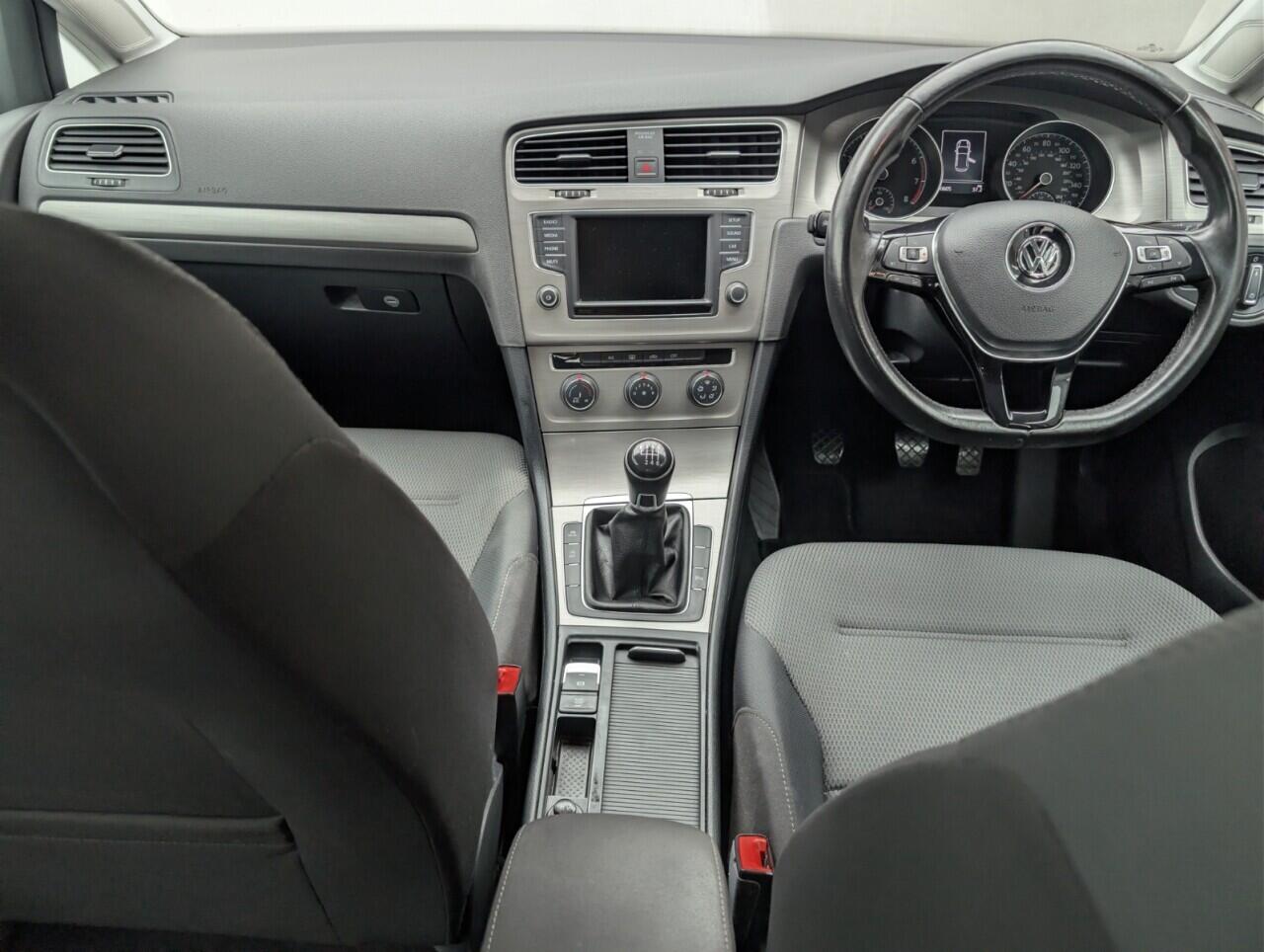 Used Volkswagen Golf 2015 for sale - 77425927: Photo 21