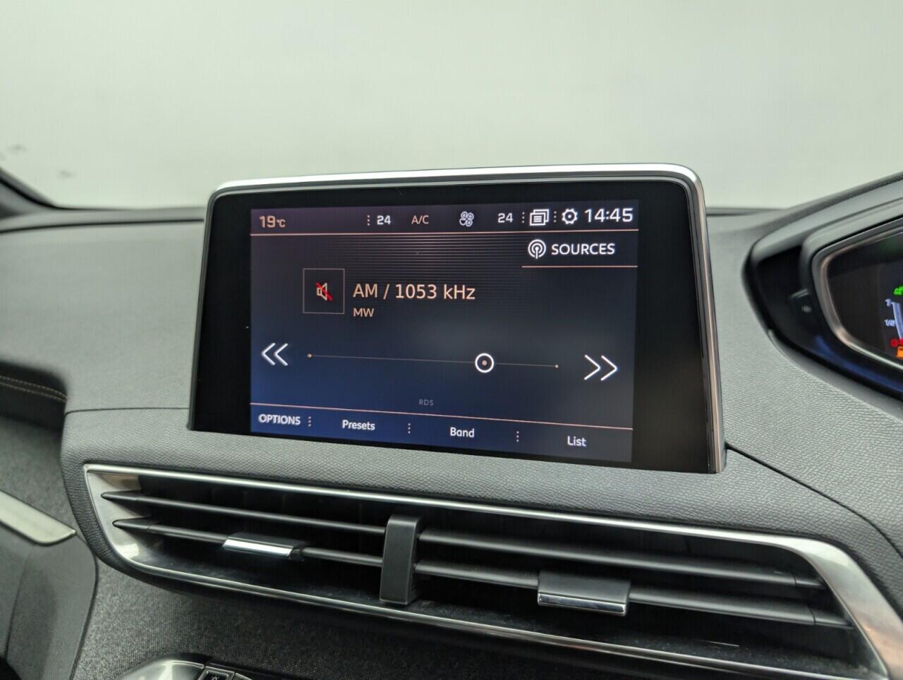 Used Peugeot 3008 2019 for sale - 76422504: Photo 13