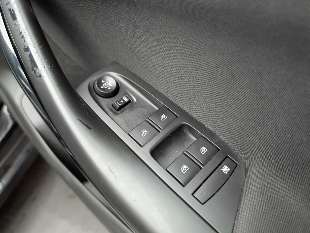 Used Vauxhall Astra for sale - 77646586: Photo 30