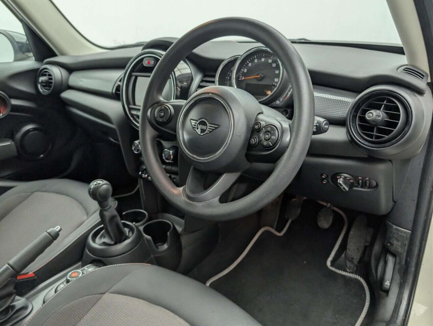 Used MINI Hatch 2019 for sale - 77713898: Photo 23