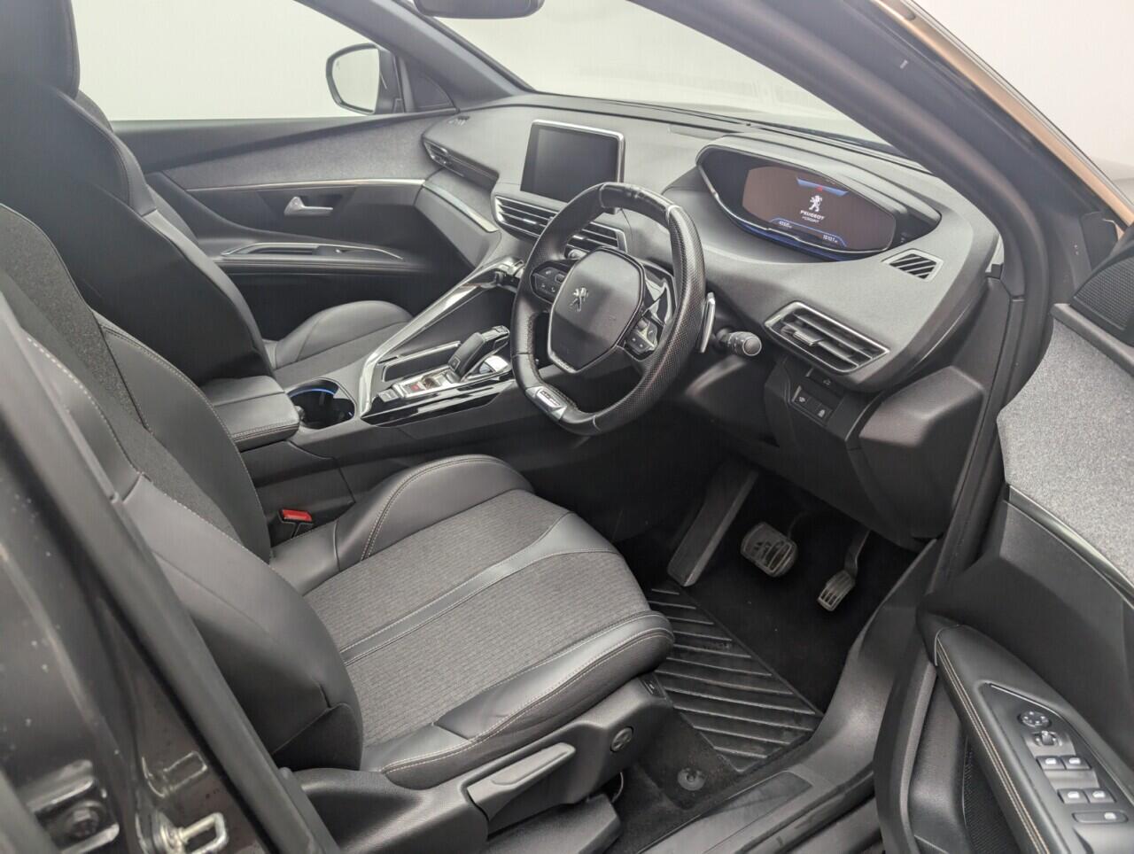 Used Peugeot 5008 2020 for sale - 77074585: Photo 11