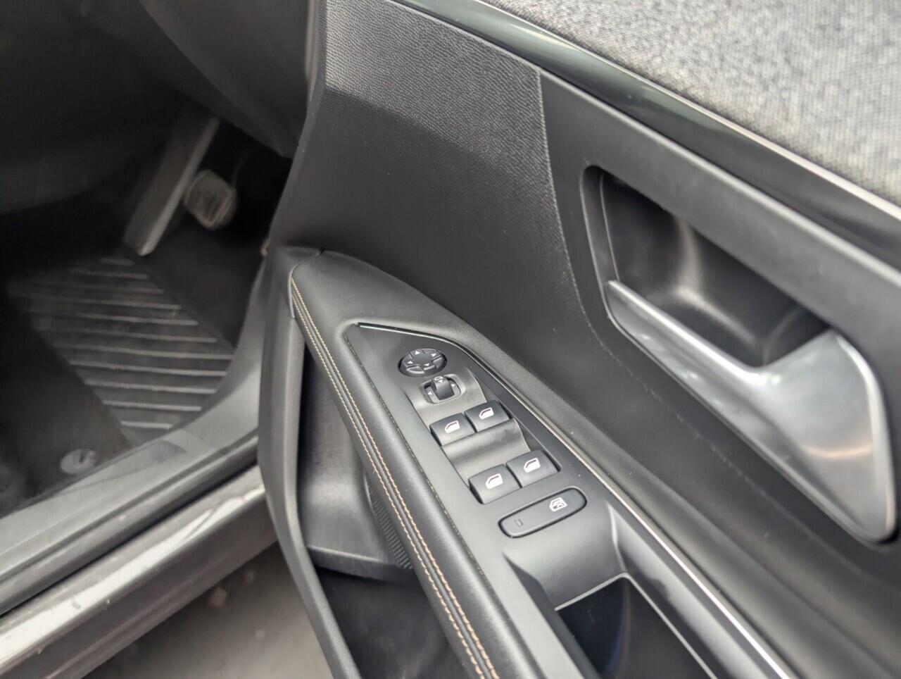 Used Peugeot 5008 2020 for sale - 77074585: Photo 23