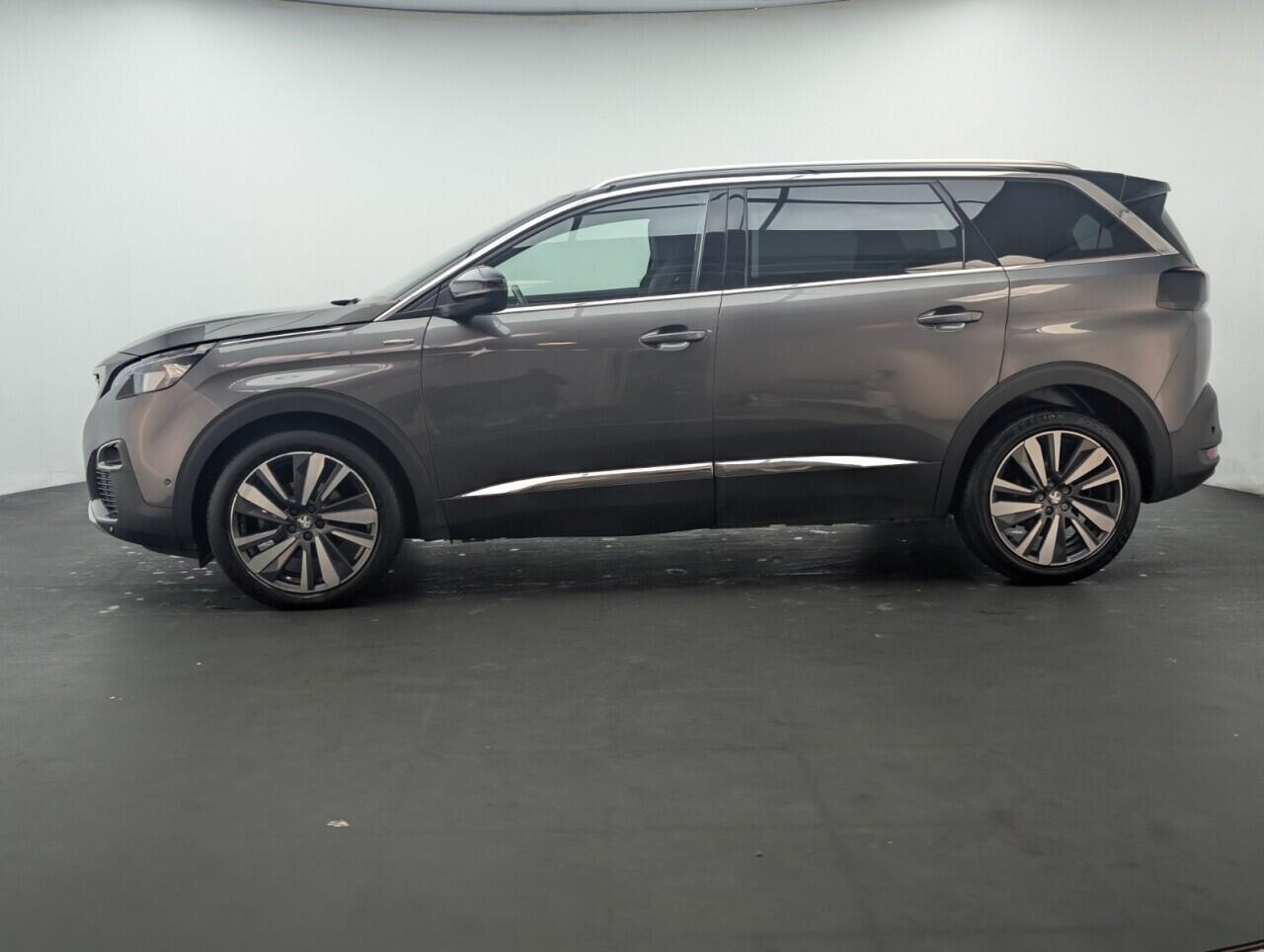 Used Peugeot 5008 2020 for sale - 77074585: Photo 5