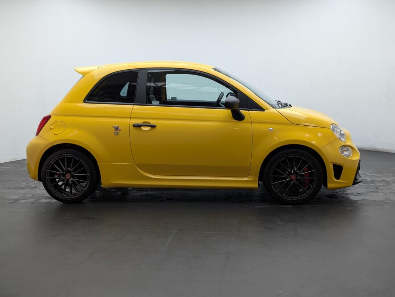 Used Abarth 595 2021 for sale - 76424164: Photo 9