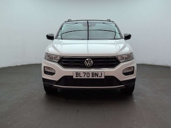 Used Volkswagen T-Roc 2021 for sale - 79432751: Photo