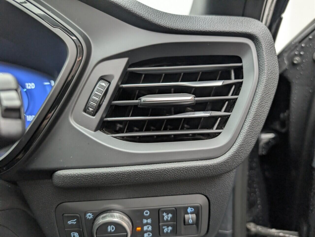 Used Ford Kuga 2021 for sale - 76613116: Photo 21