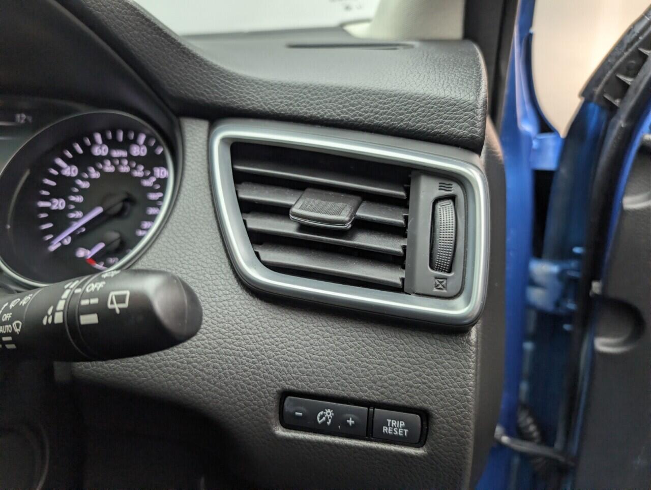 Used Nissan Qashqai 2017 for sale - 76866470: Photo 21