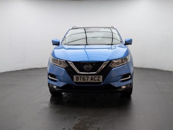 Used Nissan Qashqai 2017 for sale - 76866470: Photo