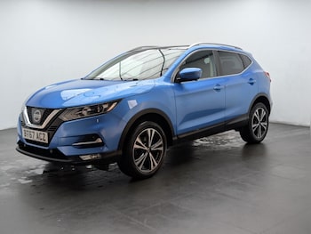 Used Nissan Qashqai 2017 for sale - 76866470: Photo