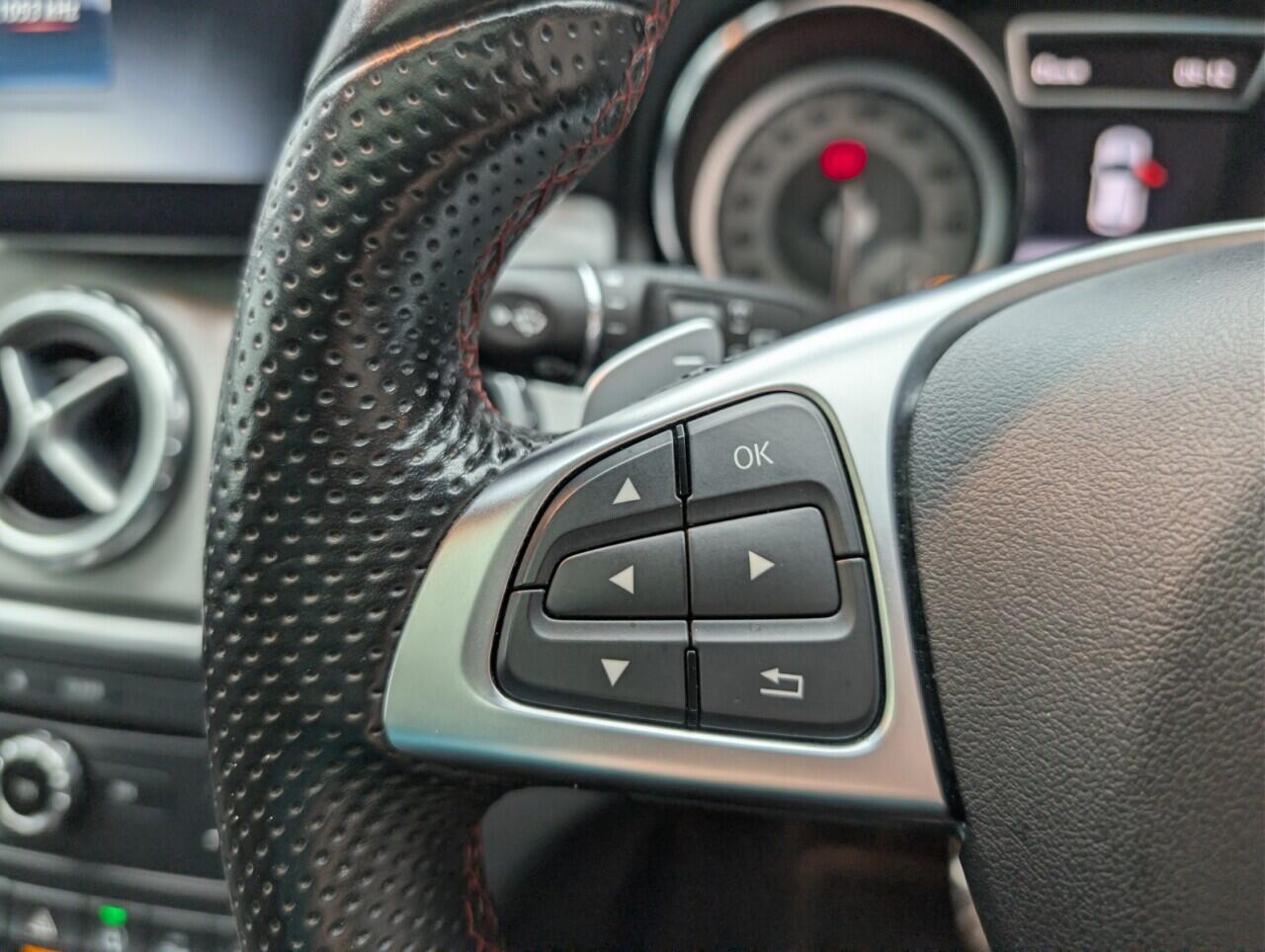 Used Mercedes-Benz GLA 2016 for sale - 76549611: Photo 17