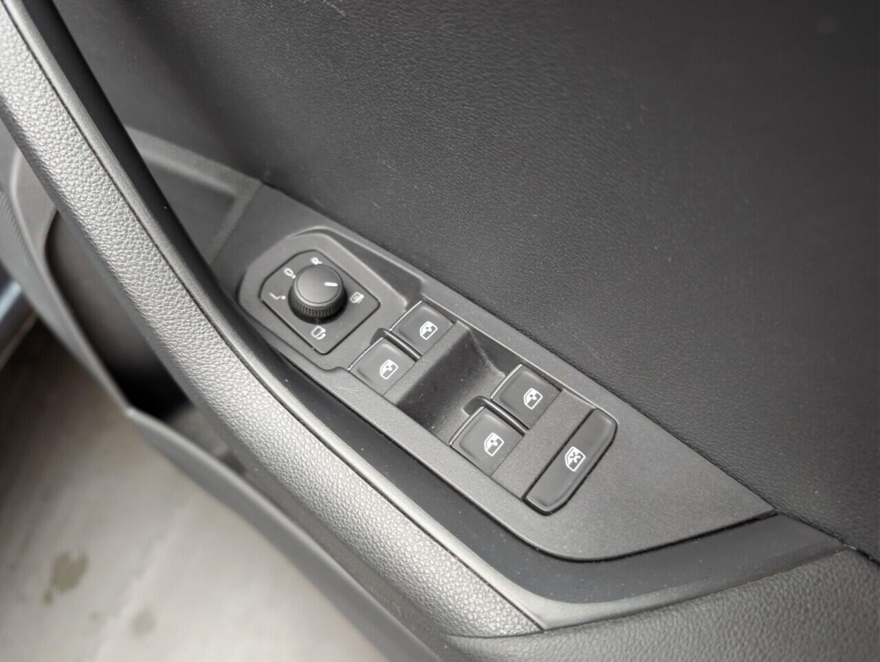 Used Skoda Karoq 2019 for sale - 76633282: Photo 22