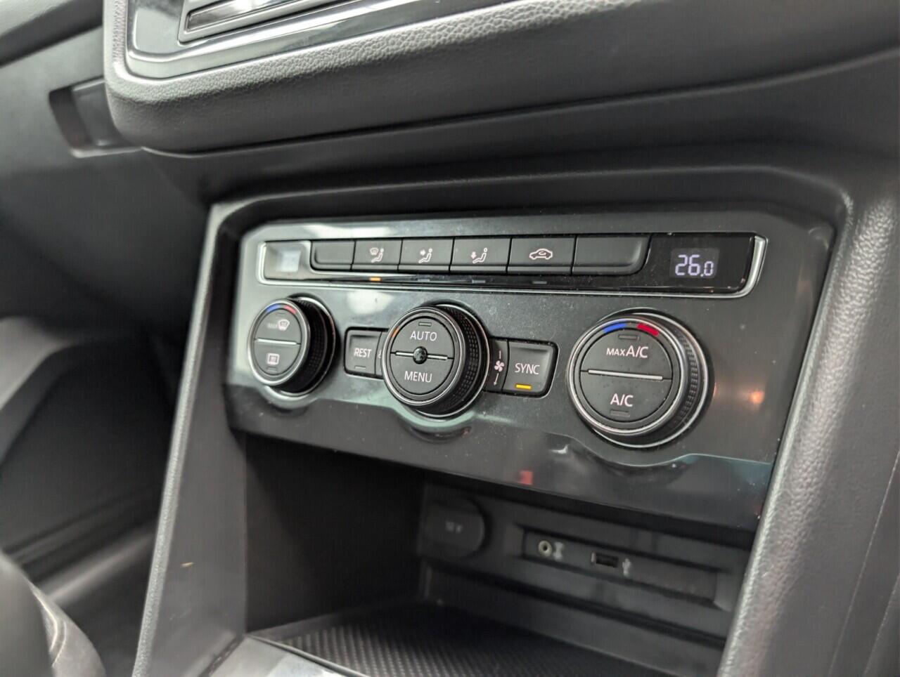 Used Volkswagen Tiguan 2016 for sale - 76499018: Photo 17